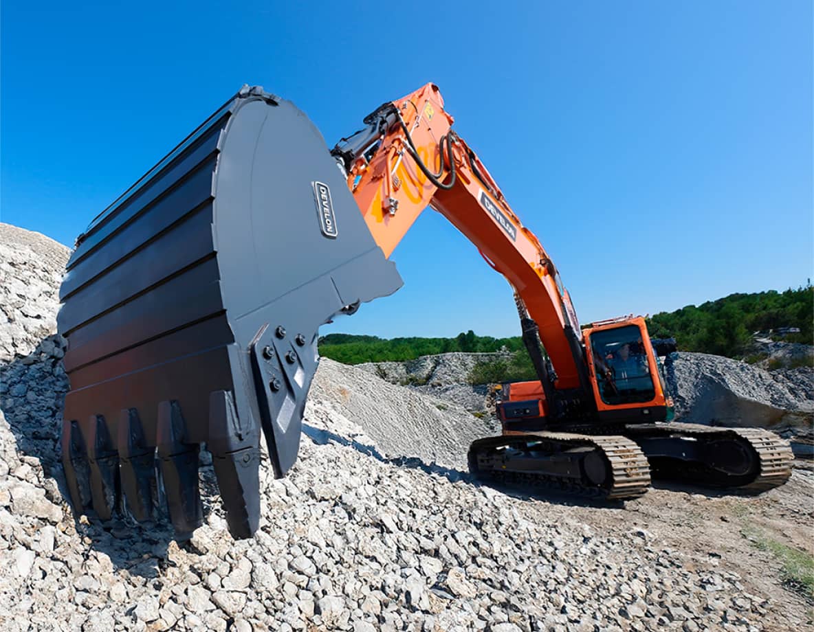 /images/sections/catalog/excavators/tracked/DX360LC-7B (HDICC)/DX360LC-7B (HDICC)-01.jpg